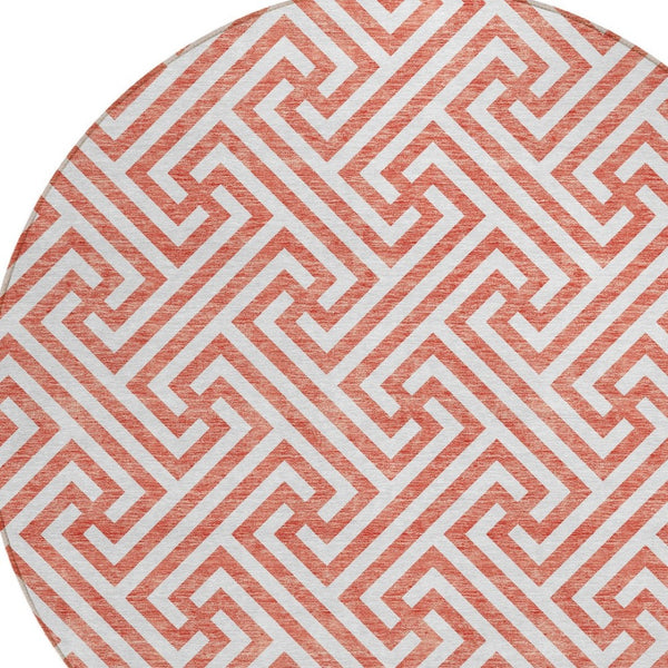 Homeroots 3' Black And Ivory Geometric Washable Area Rug For Indoor And Outdoor Spaces, Durable & Stylish 8' Round Polyester 583626