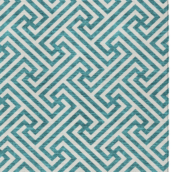 Homeroots 3' Black And Ivory Geometric Washable Area Rug For Indoor And Outdoor Spaces, Durable & Stylish 5' X 8' Polyester 583631