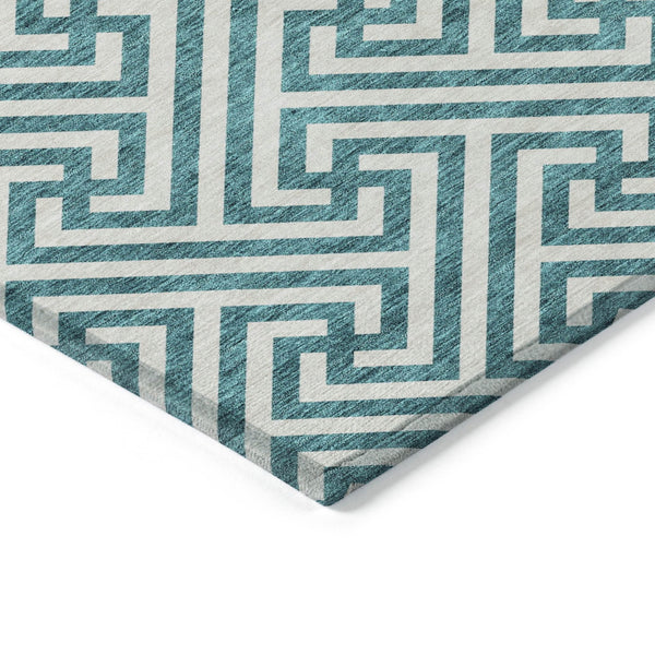 Homeroots 3' Black And Ivory Geometric Washable Area Rug For Indoor And Outdoor Spaces, Durable & Stylish 9' X 12' Polyester 583634