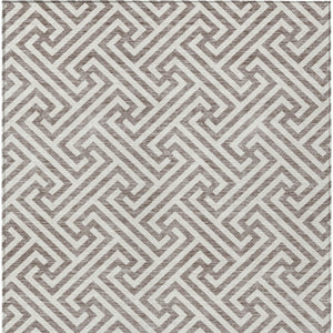 Homeroots 3' Black And Ivory Geometric Washable Area Rug For Indoor And Outdoor Spaces, Durable & Stylish 3' X 5' Polyester 583636