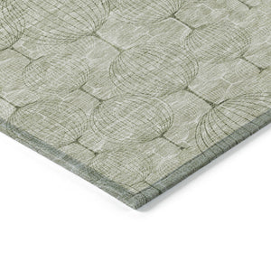 Homeroots 3' Artichoke Green Geometric Washable Area Rug - Perfect For Indoor And Outdoor Spaces, Durable Design 3' X 5' Polyester 583642