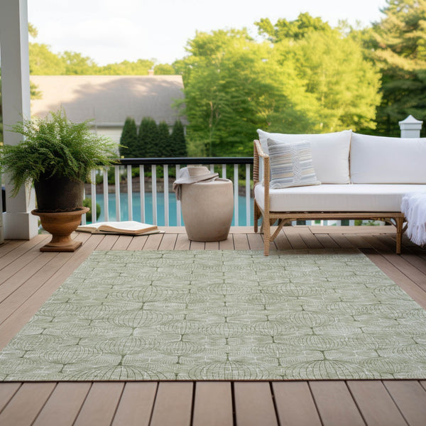 Homeroots 3' Artichoke Green Geometric Washable Area Rug - Perfect For Indoor And Outdoor Spaces, Durable Design 3' X 5' Polyester 583642