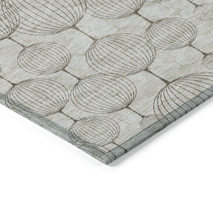 Homeroots 3' Artichoke Green Geometric Washable Area Rug - Perfect For Indoor And Outdoor Spaces, Durable Design 8' X 10' Polyester 583651