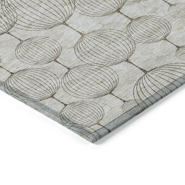 Homeroots 3' Artichoke Green Geometric Washable Area Rug - Perfect For Indoor And Outdoor Spaces, Durable Design 10' X 14' Polyester 583653