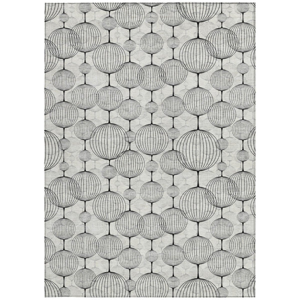 Homeroots 3' Artichoke Green Geometric Washable Area Rug - Perfect For Indoor And Outdoor Spaces, Durable Design 5' X 8' Polyester 583685