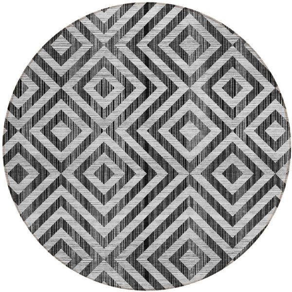 Homeroots 3' Stylish Black, Gray & Silver Geometric Washable Rug For Indoor/Outdoor Spaces - Durable Design 8' Round Polyester 583692
