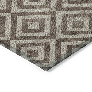 Homeroots 3' Stylish Black, Gray & Silver Geometric Washable Rug For Indoor/Outdoor Spaces - Durable Design 5' X 8' Polyester 583697