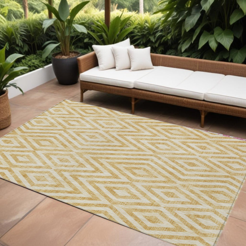 HomeRoots 9' Gold Beige Ivory Geometric Area Rug – Stylish, Washable, Indoor/Outdoor Use, Durable & Easy Care 9' X 12' 583712