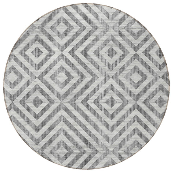 Homeroots 3' Stylish Black, Gray & Silver Geometric Washable Rug For Indoor/Outdoor Spaces - Durable Design 8' Round Polyester 583716