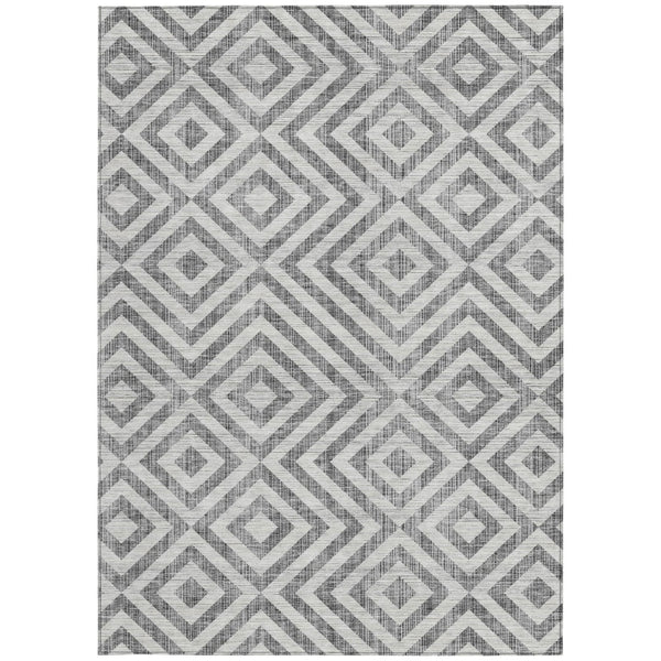Homeroots 3' Stylish Black, Gray & Silver Geometric Washable Rug For Indoor/Outdoor Spaces - Durable Design 9' X 12' Polyester 583718