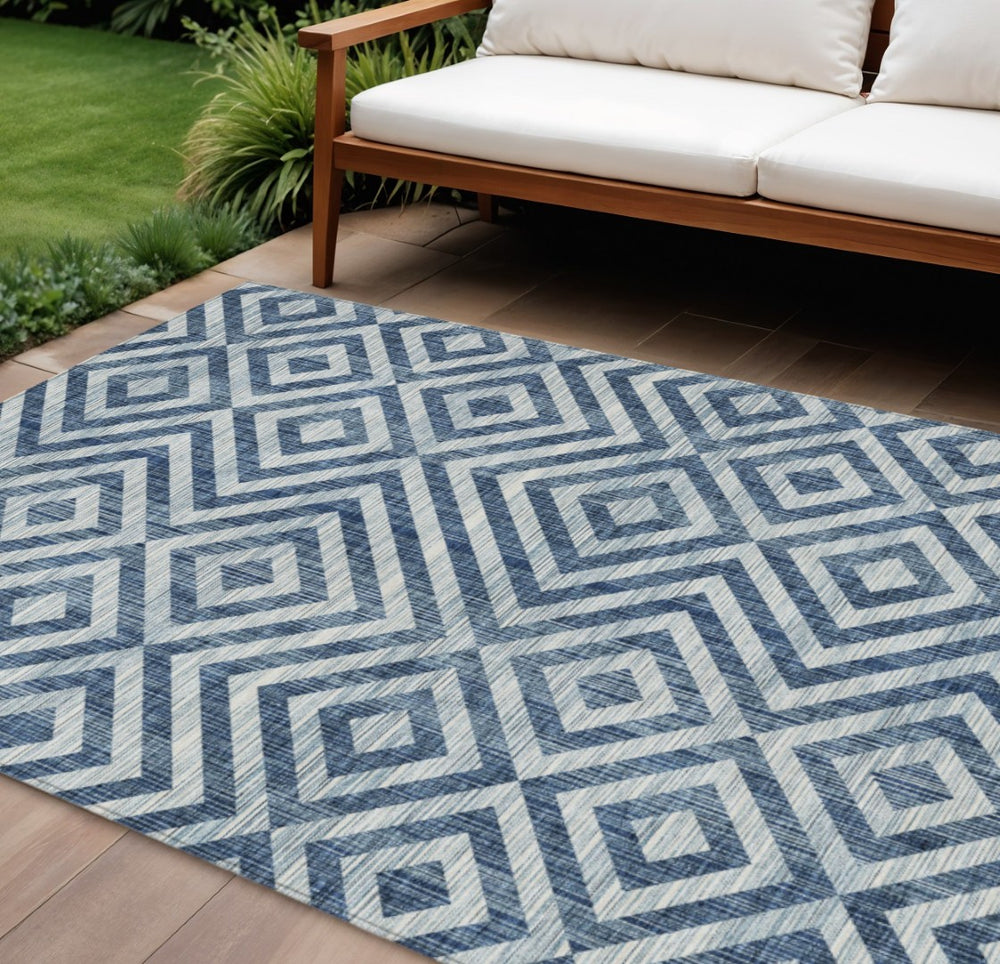 HomeRoots 9' Navy Blue and Ivory Geometric Indoor Outdoor Area Rug – Stylish, Durable, Machine Washable Design! 9' X 12' 583730