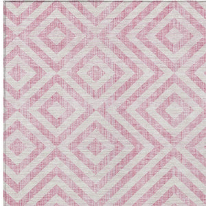 Homeroots 3' Stylish Black, Gray & Silver Geometric Washable Rug For Indoor/Outdoor Spaces - Durable Design 5' X 8' Polyester 583733