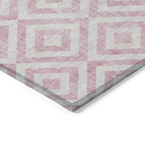 Homeroots 3' Stylish Black, Gray & Silver Geometric Washable Rug For Indoor/Outdoor Spaces - Durable Design 10' X 14' Polyester 583737