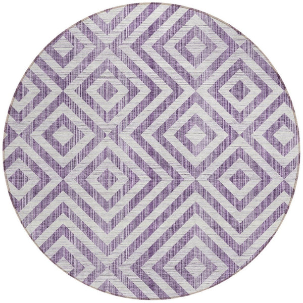 Homeroots 3' Stylish Black, Gray & Silver Geometric Washable Rug For Indoor/Outdoor Spaces - Durable Design 8' Round Polyester 583740