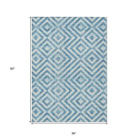 Homeroots 3' Stylish Black, Gray & Silver Geometric Washable Rug For Indoor/Outdoor Spaces - Durable Design 3' X 5' Polyester 583750