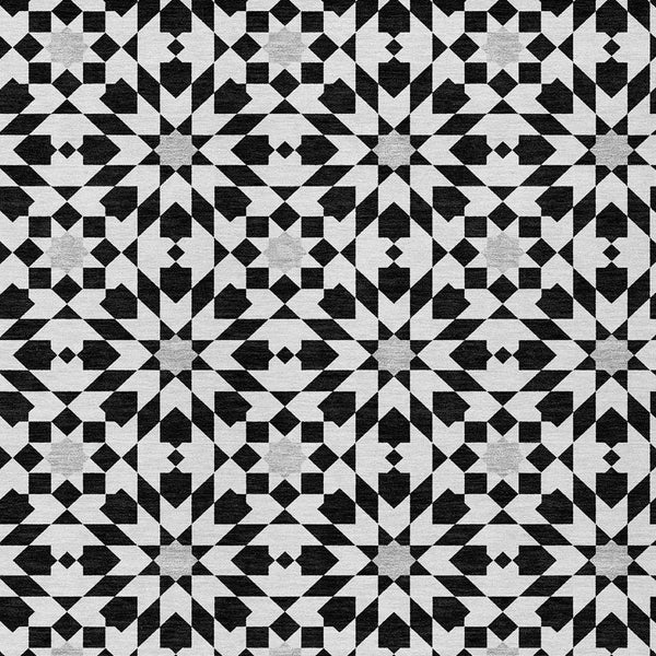 Homeroots 3' Black Gray Silver Floral Medallion Washable Area Rug For Stylish Indoor & Outdoor Spaces 3' X 5' Polyester 583762