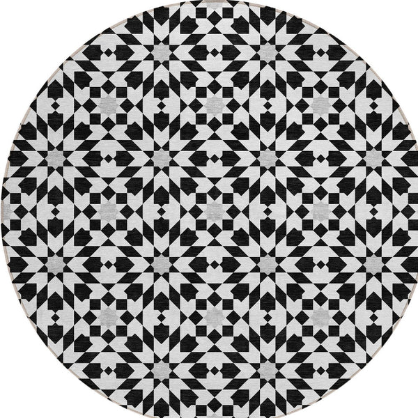 Homeroots 3' Black Gray Silver Floral Medallion Washable Area Rug For Stylish Indoor & Outdoor Spaces 8' Round Polyester 583764