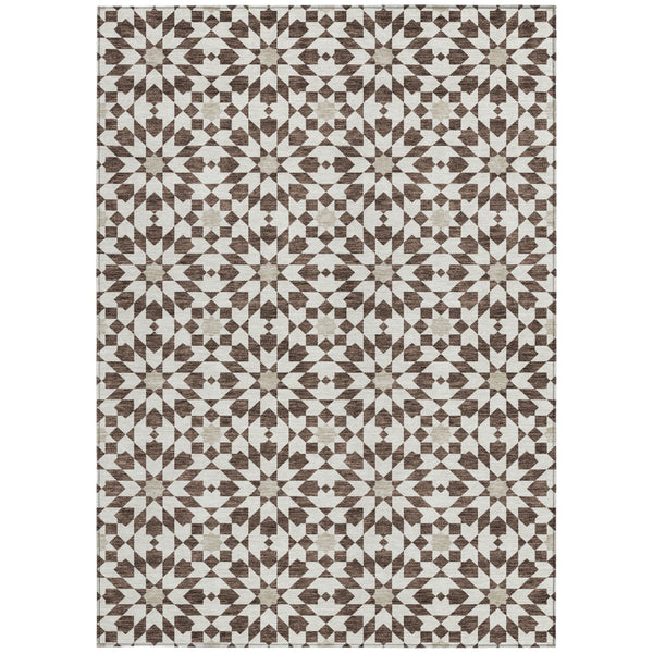 Homeroots 3' Black Gray Silver Floral Medallion Washable Area Rug For Stylish Indoor & Outdoor Spaces 3' X 5' Polyester 583768