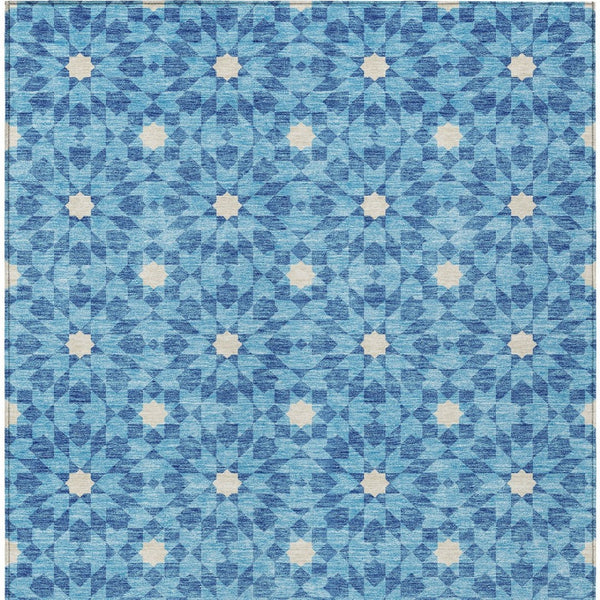 Homeroots 3' Black Gray Silver Floral Medallion Washable Area Rug For Stylish Indoor & Outdoor Spaces 5' X 8' Polyester 583787