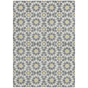 Homeroots 3' Black Gray Silver Floral Medallion Washable Area Rug For Stylish Indoor & Outdoor Spaces 3' X 5' Polyester 583792