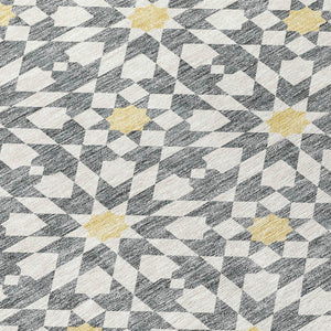 Homeroots 3' Black Gray Silver Floral Medallion Washable Area Rug For Stylish Indoor & Outdoor Spaces 3' X 5' Polyester 583792