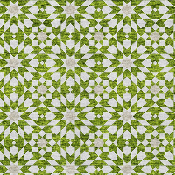 Homeroots 3' Black Gray Silver Floral Medallion Washable Area Rug For Stylish Indoor & Outdoor Spaces 8' X 10' Polyester 583813