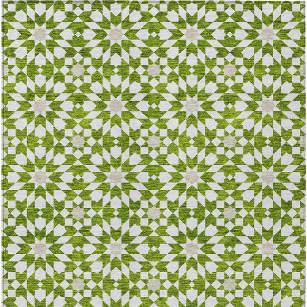 Homeroots 3' Black Gray Silver Floral Medallion Washable Area Rug For Stylish Indoor & Outdoor Spaces 10' X 14' Polyester 583815