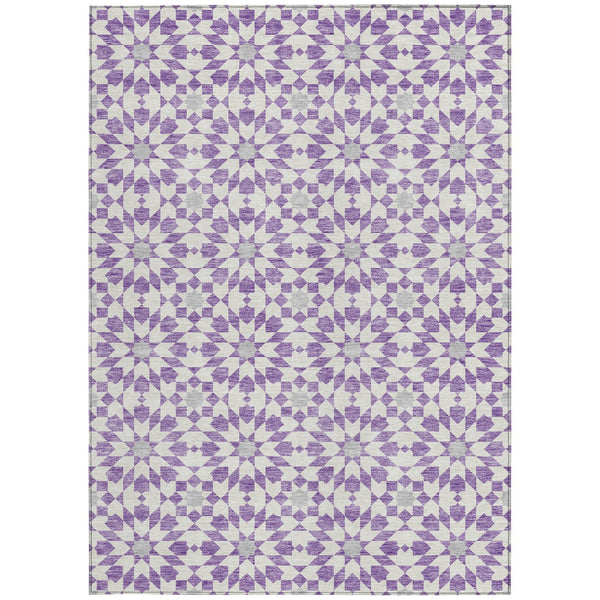 Homeroots 3' Black Gray Silver Floral Medallion Washable Area Rug For Stylish Indoor & Outdoor Spaces 5' X 8' Polyester 583817