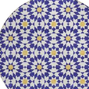 Homeroots 3' Black Gray Silver Floral Medallion Washable Area Rug For Stylish Indoor & Outdoor Spaces 8' Round Polyester 583824