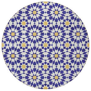 Homeroots 3' Black Gray Silver Floral Medallion Washable Area Rug For Stylish Indoor & Outdoor Spaces 8' Round Polyester 583824