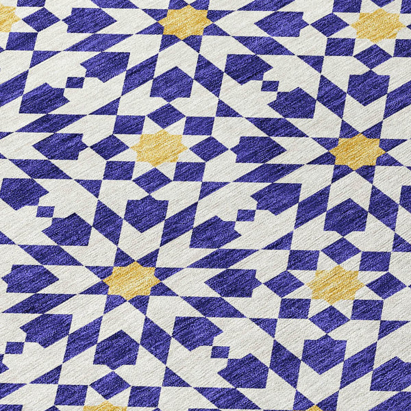 Homeroots 3' Black Gray Silver Floral Medallion Washable Area Rug For Stylish Indoor & Outdoor Spaces 8' X 10' Polyester 583825