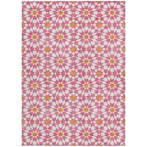 Homeroots 3' Black Gray Silver Floral Medallion Washable Area Rug For Stylish Indoor & Outdoor Spaces 3' X 5' Polyester 583828