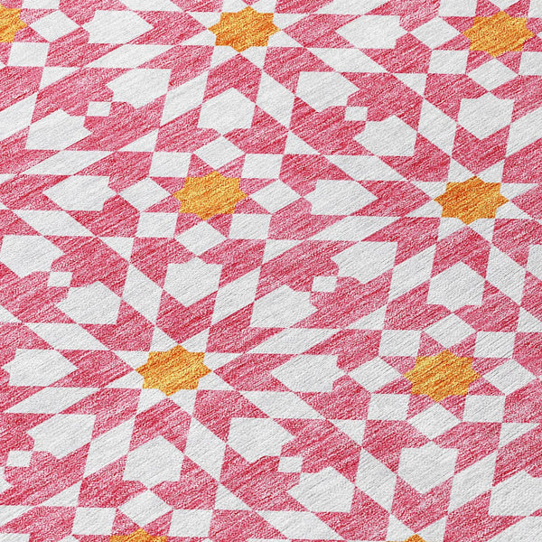 Homeroots 3' Black Gray Silver Floral Medallion Washable Area Rug For Stylish Indoor & Outdoor Spaces 8' Round Polyester 583830