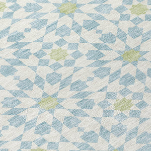 Homeroots 3' Black Gray Silver Floral Medallion Washable Area Rug For Stylish Indoor & Outdoor Spaces 3' X 5' Polyester 583840