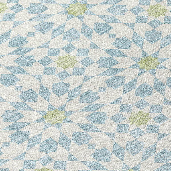 Homeroots 3' Black Gray Silver Floral Medallion Washable Area Rug For Stylish Indoor & Outdoor Spaces 3' X 5' Polyester 583840