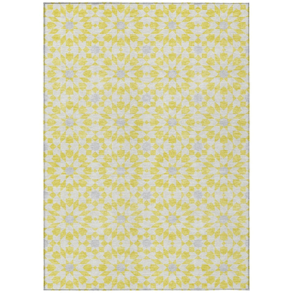 HomeRoots 5' Floral Medallion Area Rug in Yellow, Ivory & Gray – Washable, Durable for Indoor & Outdoor Use 8' X 10' 583849