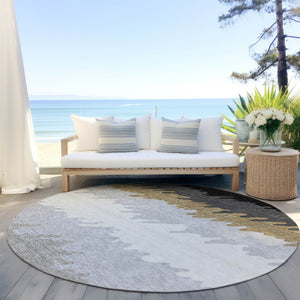 Homeroots 3' Black Charcoal And Silver Striped Area Rug - Stylish, Washable, Durable For Indoor & Outdoor Use 8' Round Polyester 583902