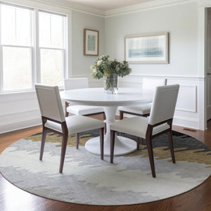 Homeroots 3' Black Charcoal And Silver Striped Area Rug - Stylish, Washable, Durable For Indoor & Outdoor Use 8' Round Polyester 583902