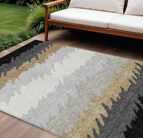 Homeroots 3' Black Charcoal And Silver Striped Area Rug - Stylish, Washable, Durable For Indoor & Outdoor Use 9' X 12' Polyester 583904