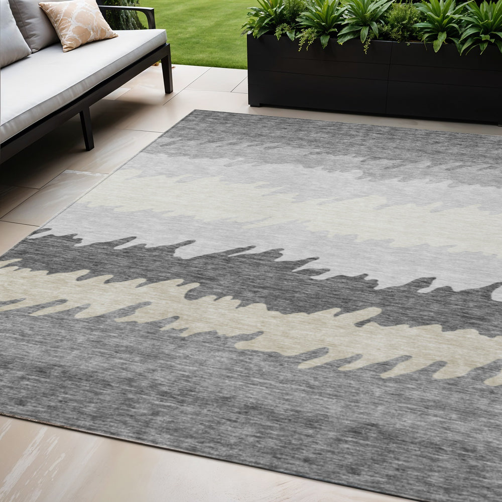Homeroots 3' Black Charcoal And Silver Striped Area Rug - Stylish, Washable, Durable For Indoor & Outdoor Use 5' X 8' Polyester 583925