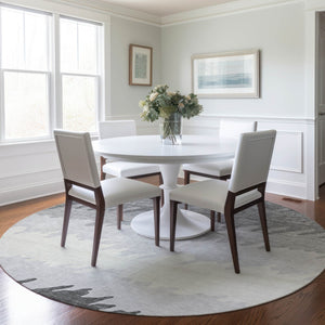 Homeroots 3' Black Charcoal And Silver Striped Area Rug - Stylish, Washable, Durable For Indoor & Outdoor Use 8' Round Polyester 583926