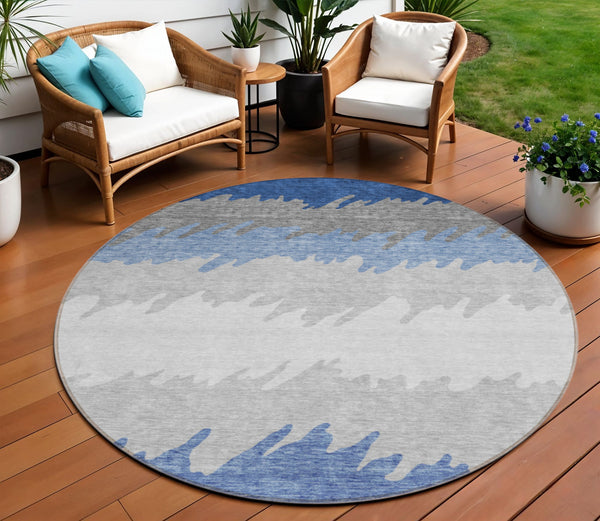 Homeroots 3' Black Charcoal And Silver Striped Area Rug - Stylish, Washable, Durable For Indoor & Outdoor Use 8' Round Polyester 583938