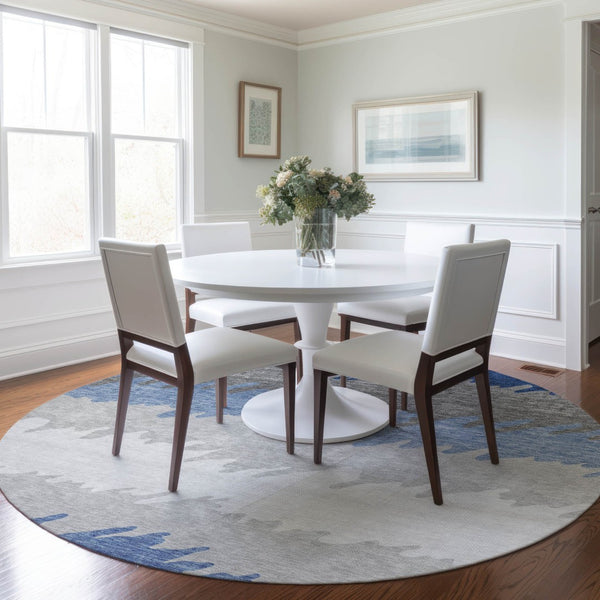 Homeroots 3' Black Charcoal And Silver Striped Area Rug - Stylish, Washable, Durable For Indoor & Outdoor Use 8' Round Polyester 583938