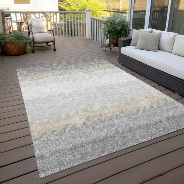 Homeroots 3' Black Charcoal And Silver Striped Area Rug - Stylish, Washable, Durable For Indoor & Outdoor Use 3' X 5' Polyester 583948