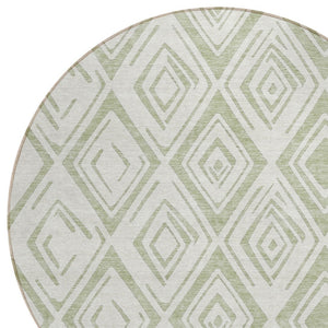 HomeRoots 5' Artichoke Green and Ivory Geometric Indoor Outdoor Area Rug – Durable, Washable, Modern Style 8' Round 583962