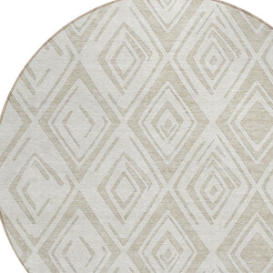 Homeroots 3' Artichoke Green & Ivory Geometric Washable Area Rug For Indoor/Outdoor Spaces, Durable & Stylish 8' Round Polyester 583968