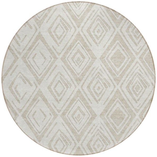 Homeroots 3' Artichoke Green & Ivory Geometric Washable Area Rug For Indoor/Outdoor Spaces, Durable & Stylish 8' Round Polyester 583968