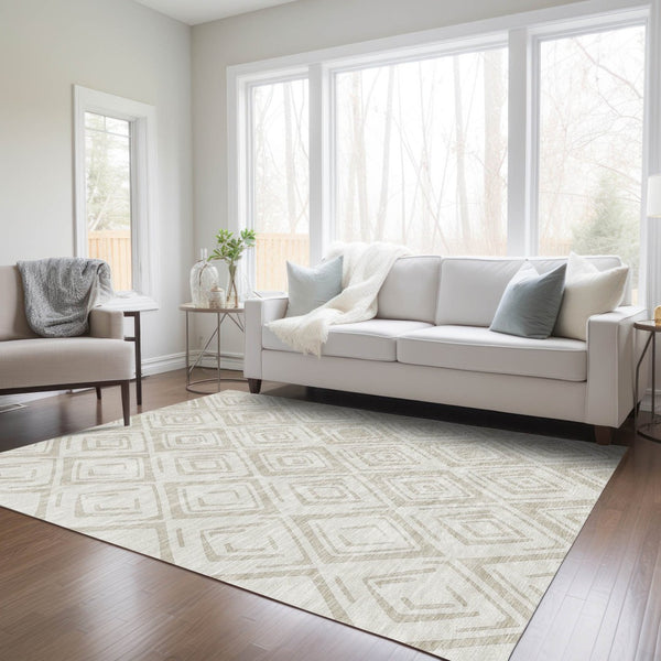 HomeRoots 5' Beige and Ivory Geometric Area Rug – Stylish, Washable Design for Indoor and Outdoor Spaces 8' X 10' 583969