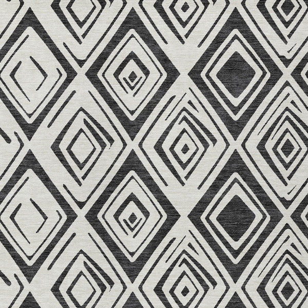 Homeroots 3' Artichoke Green & Ivory Geometric Washable Area Rug For Indoor/Outdoor Spaces, Durable & Stylish 10' X 14' Polyester 583983