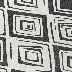 Homeroots 3' Artichoke Green & Ivory Geometric Washable Area Rug For Indoor/Outdoor Spaces, Durable & Stylish 10' X 14' Polyester 583983